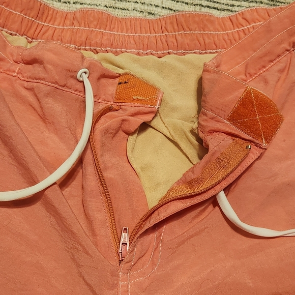 Retro board surf shorts sz 10 coral pink - white piping - Picture 11 of 12